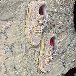 Nike white Air Max size 7.5.